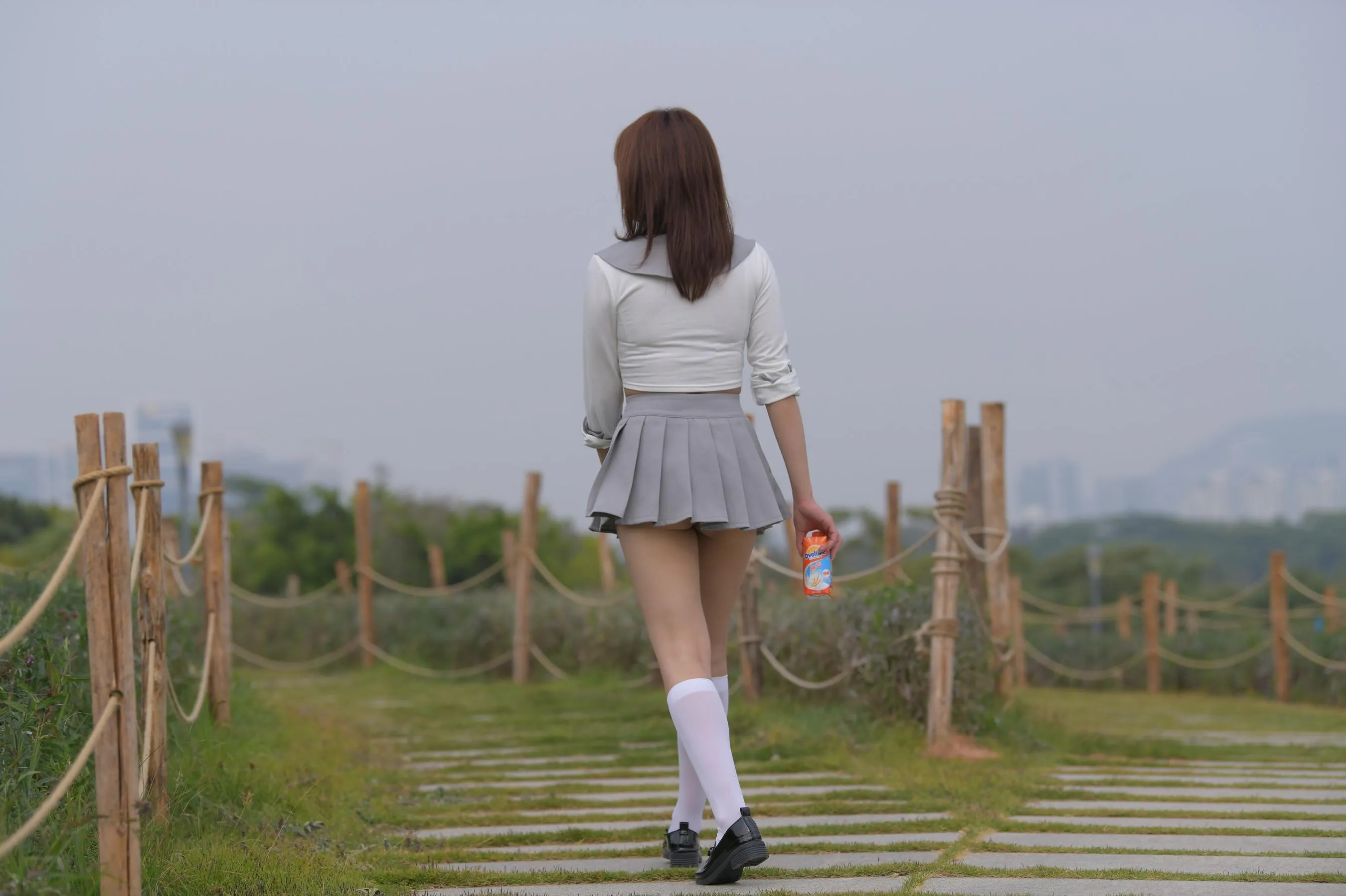 [魔镜街拍] NO.095 性感动人的小百褶裙美女 [763P]插图5
